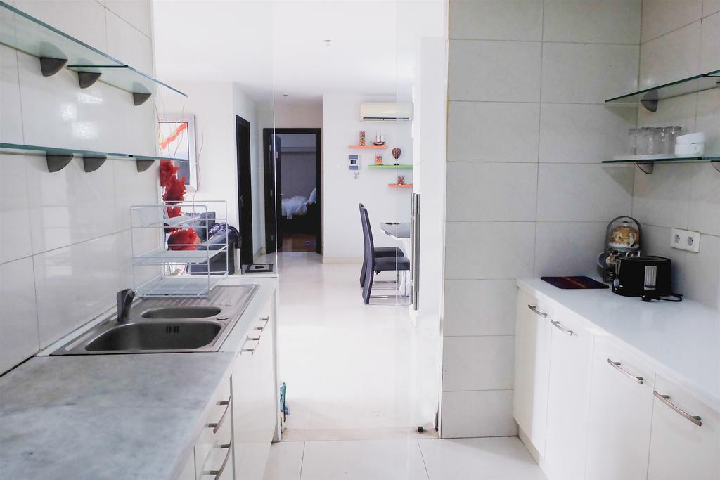 2Br Premium Apartment Berlian Permata Hijau Джакарта Номер фото