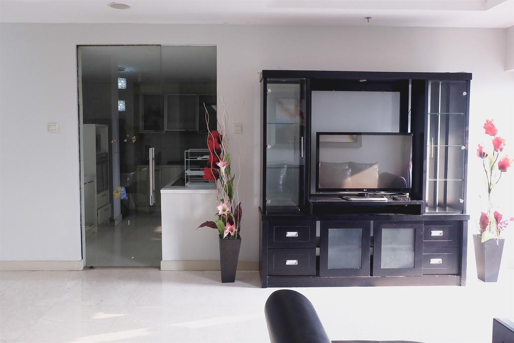 2Br Premium Apartment Berlian Permata Hijau Джакарта Номер фото