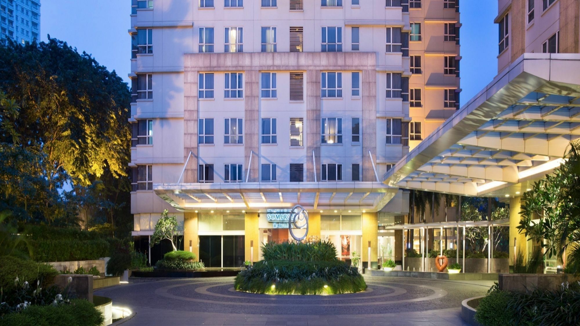 2Br Premium Apartment Berlian Permata Hijau Джакарта Экстерьер фото